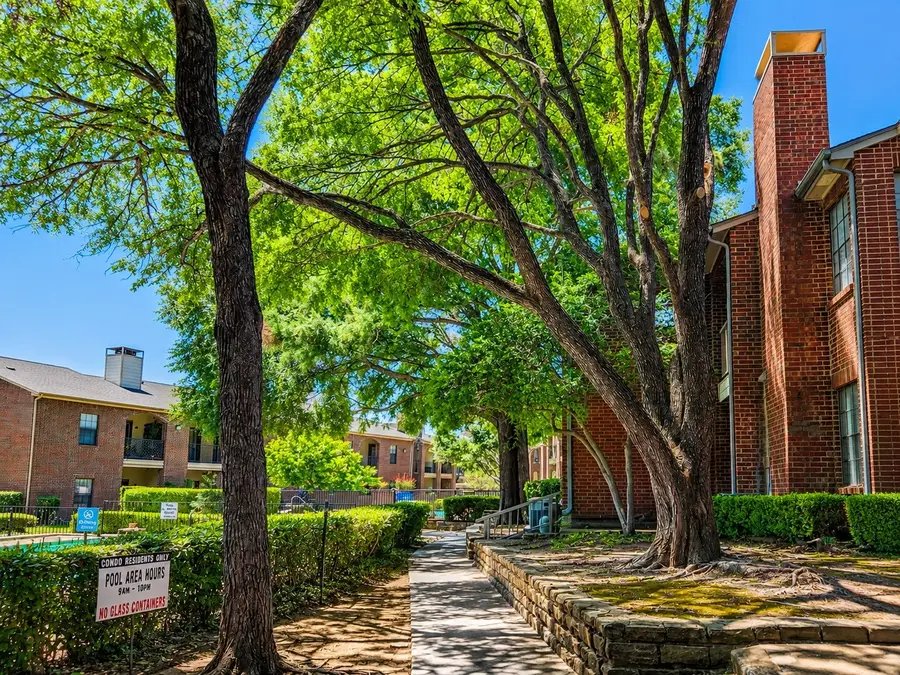 3257 Donnelly Circle #604, Fort Worth, TX 76107 - #2
