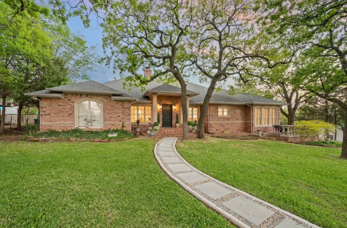 2523 Anglers Drive, Grapevine, TX 76051 - #1