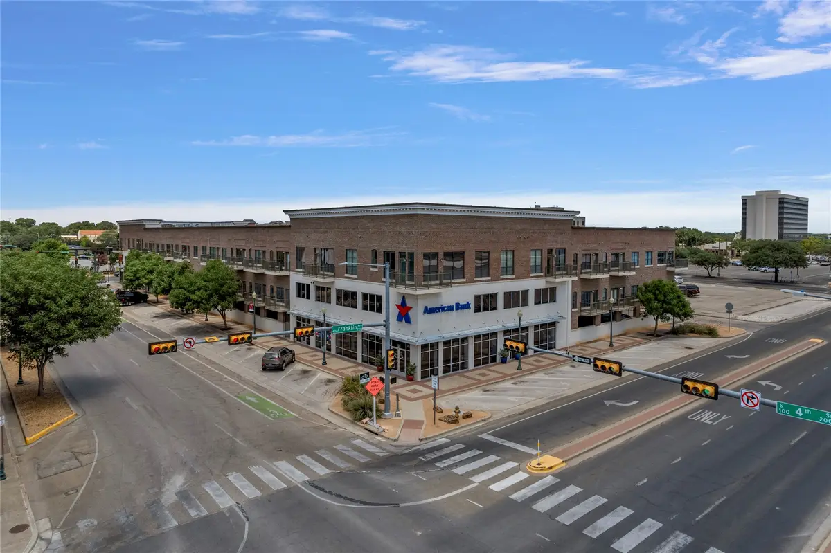 330 Austin Avenue, Waco, TX 76701 - #1