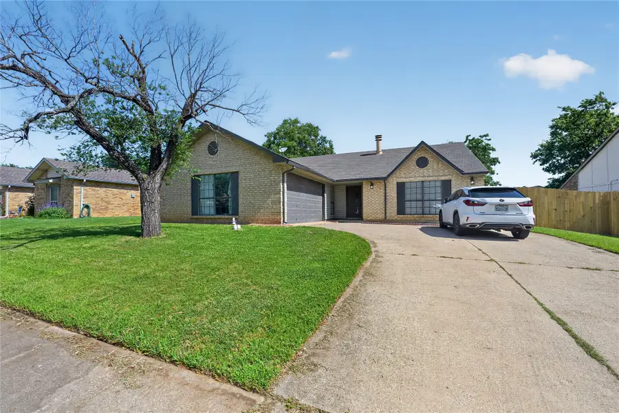 3825 Hackberry Lane, Bedford, TX 76021 - #2