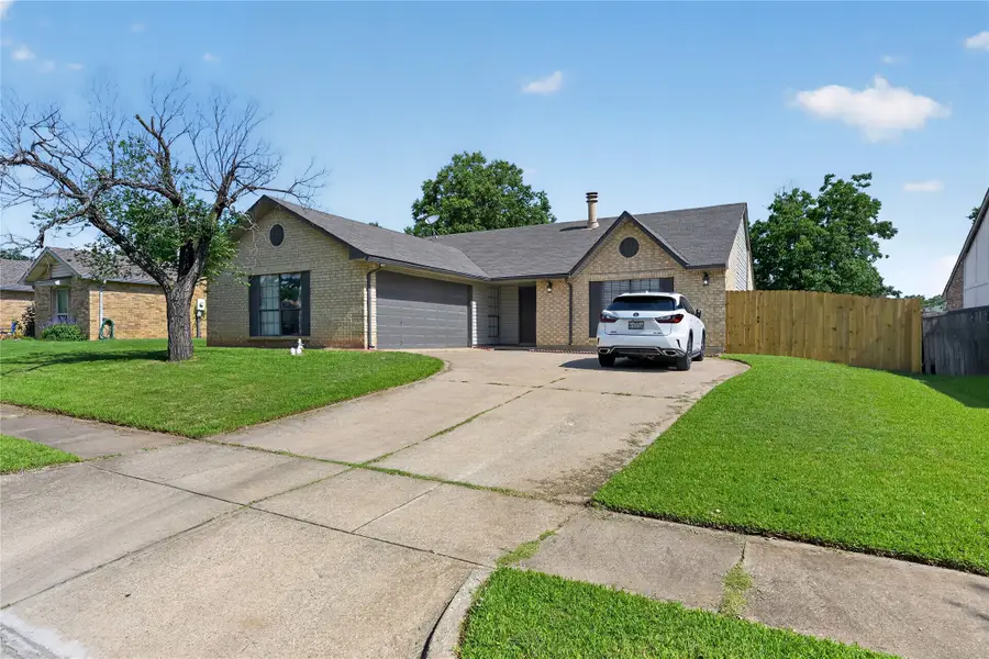 3825 Hackberry Lane, Bedford, TX 76021 - #3