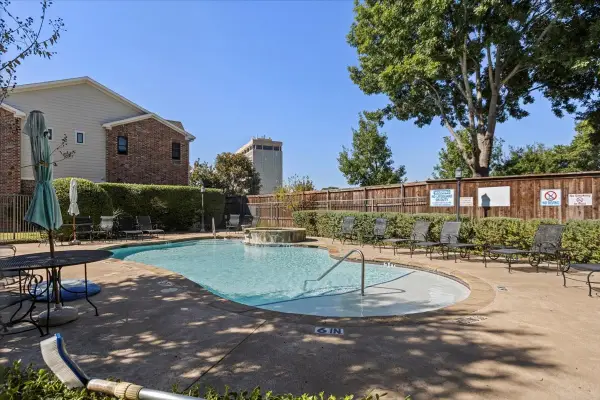 6113 Portrush Drive, Fort Worth, TX 76116