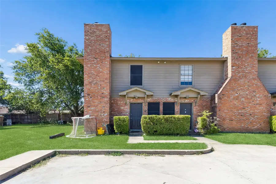 321 Cambridge Drive, Saginaw, TX 76179 - #3