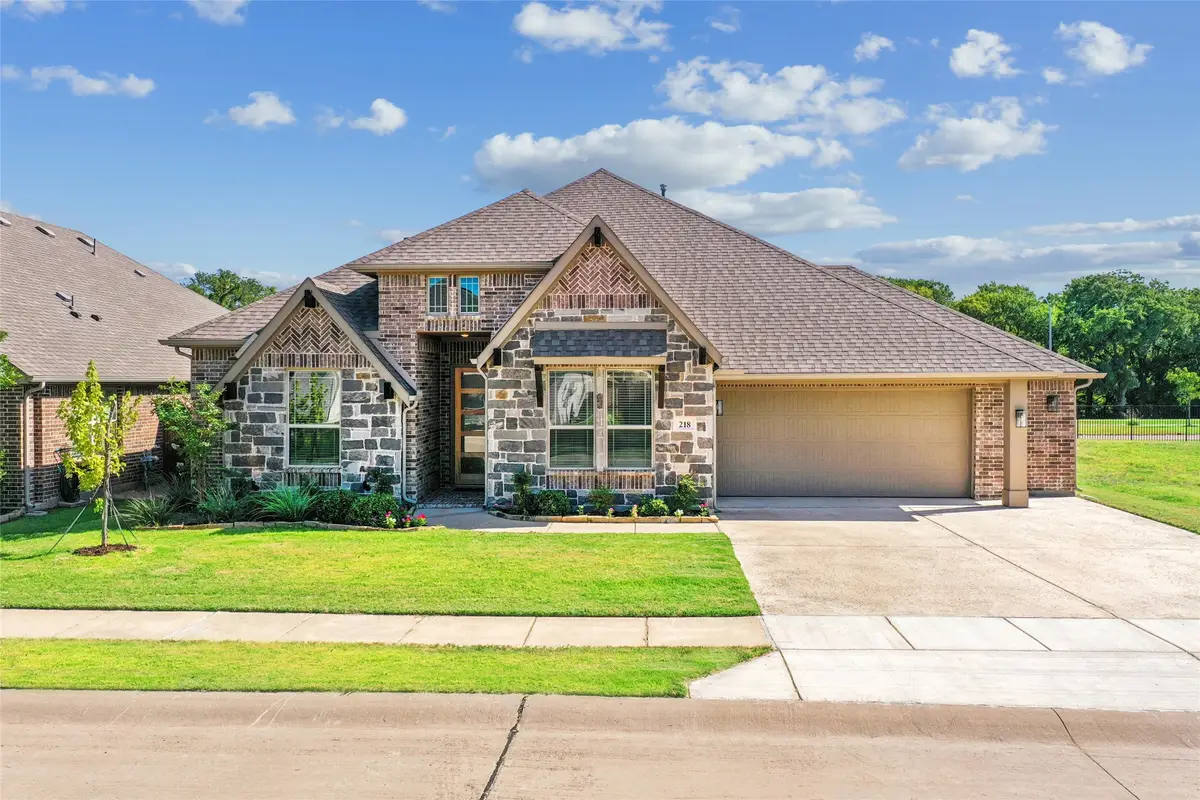 218 Oakcrest Drive, Justin, TX 76247 - #1