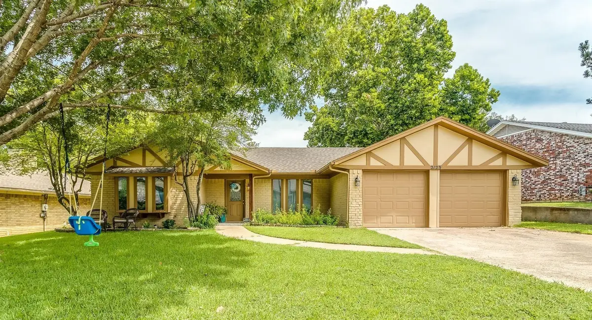 2123 Valleydale Drive, Arlington, TX 76013 - #1
