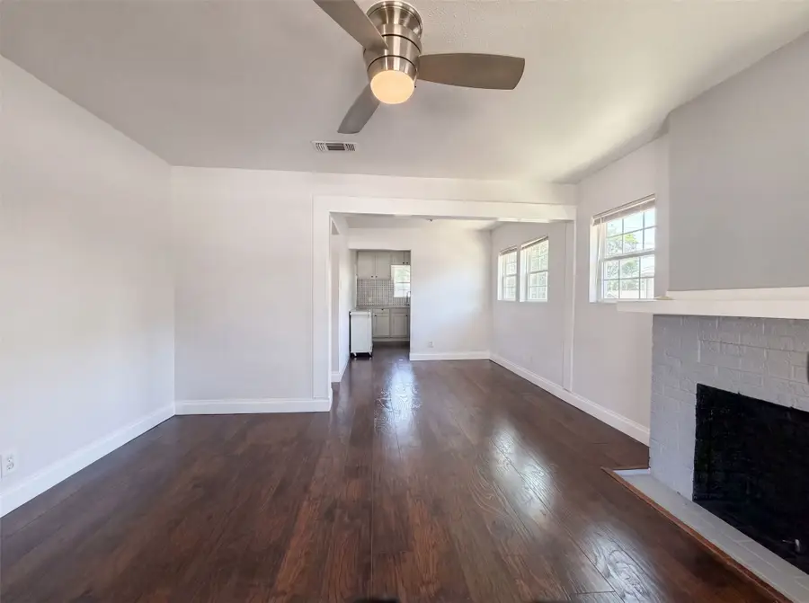 2832 Avenue I, Fort Worth, TX 76105 - #3