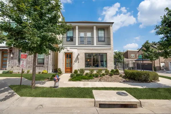 8218 Manoa Drive, Dallas, TX 75231