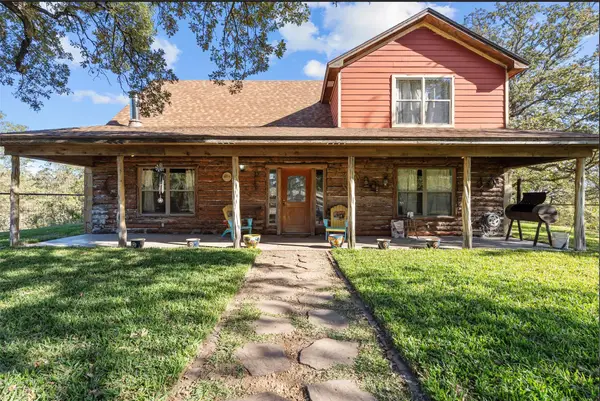 262 N Cheyenne Trail, Springtown, TX 76082