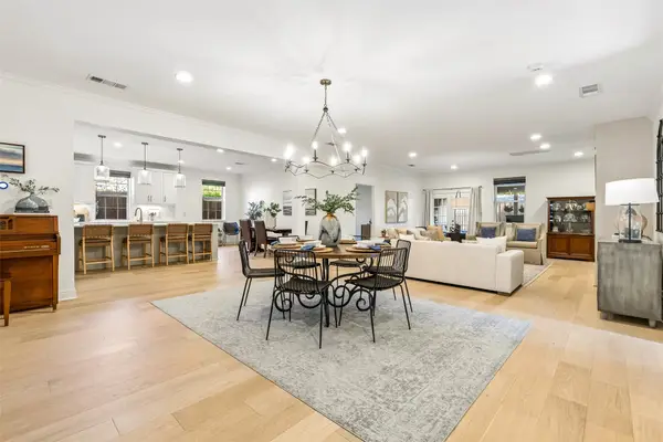 3744 Highgrove Drive, Dallas, TX 75220