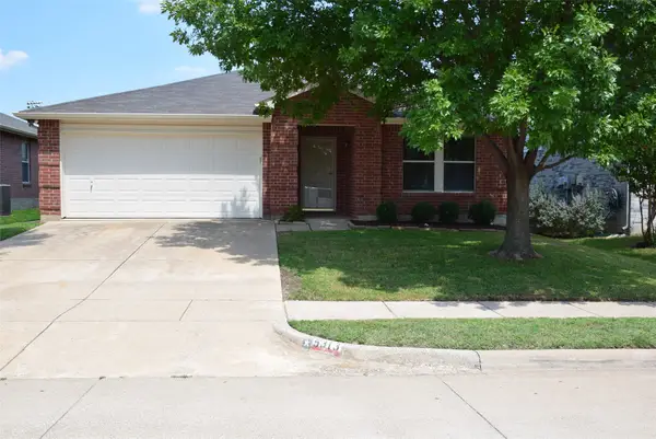 5313 Emmeryville Lane, Fort Worth, TX 76244