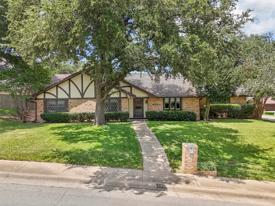 903 Green Rock Drive, Duncanville, TX 75137 - #3