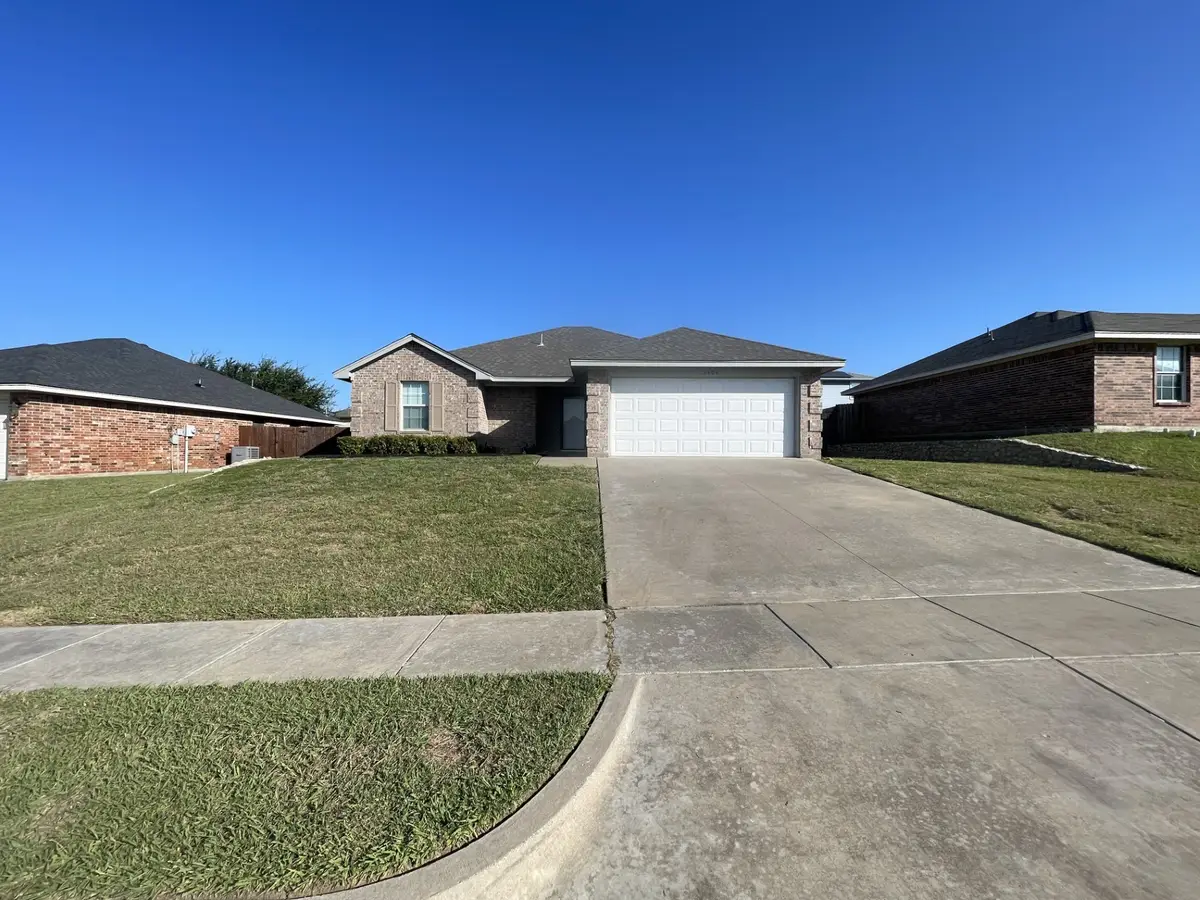 2504 Buffalo Run, Burleson, TX 76028 - #1