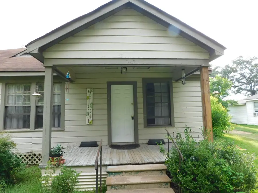213 3rd Street Pinehill Street, Springhill, LA 71075 - #2