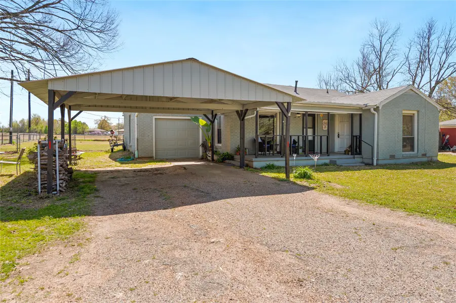 813 N Winnsboro Street, Quitman, TX 75783 - #3