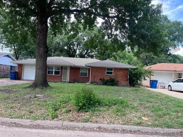 1110 Edgewood, Ennis, TX 75119