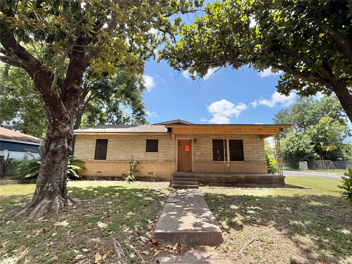 2501 S 27th Street, Waco, TX 76706 - #1