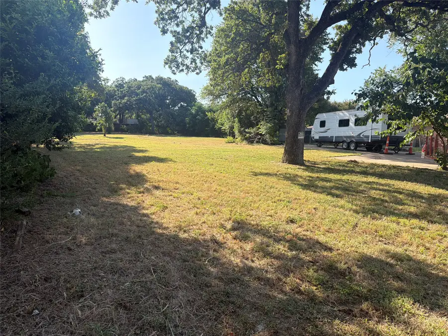 6027 Guilford Street, Forest Hill, TX 76119 - #2