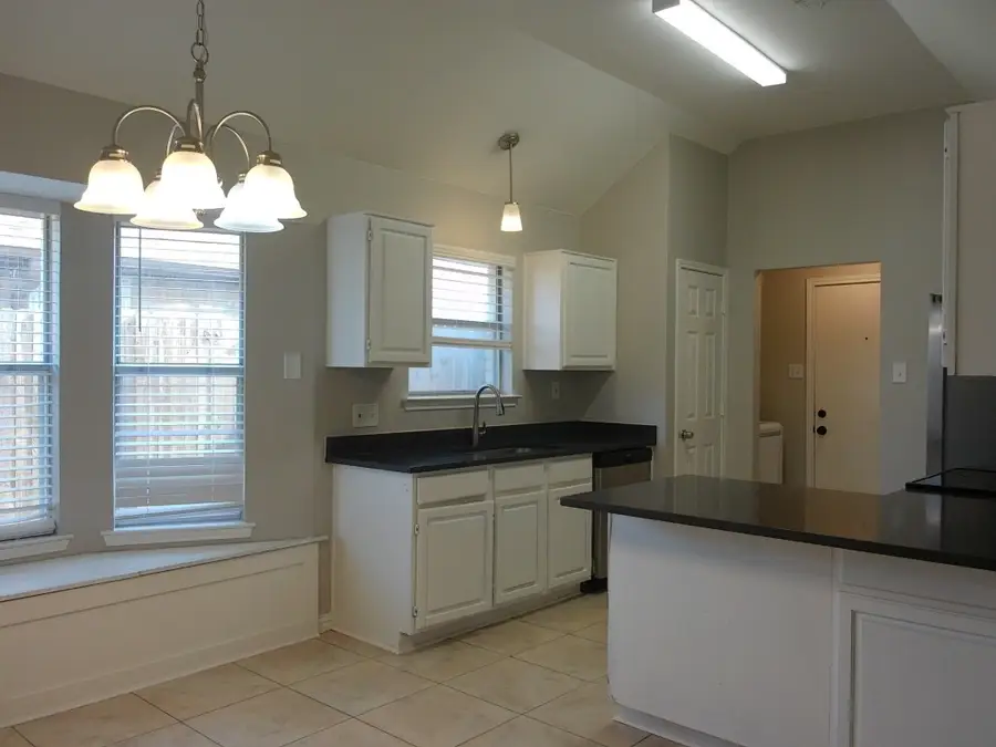 6308 S Chesterfield Drive, Fort Worth, TX 76179 - #3