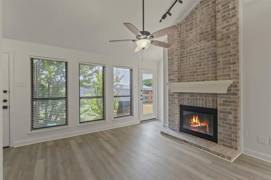 3701 Clover Hill Lane, Carrollton, TX 75007 - #3