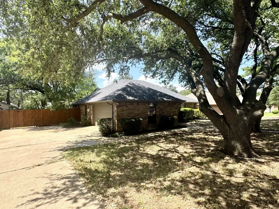113 NE Timber Ridge Drive, Burleson, TX 76028 - #2