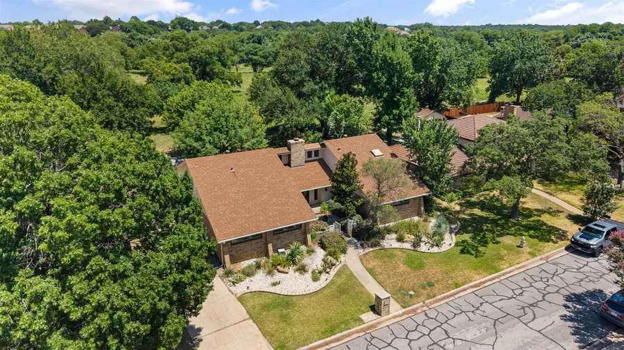 2211 Southcrest Drive, Arlington, TX 76013 - #2