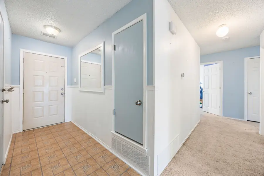 6419 Elm Springs Drive, Arlington, TX 76001 - #3