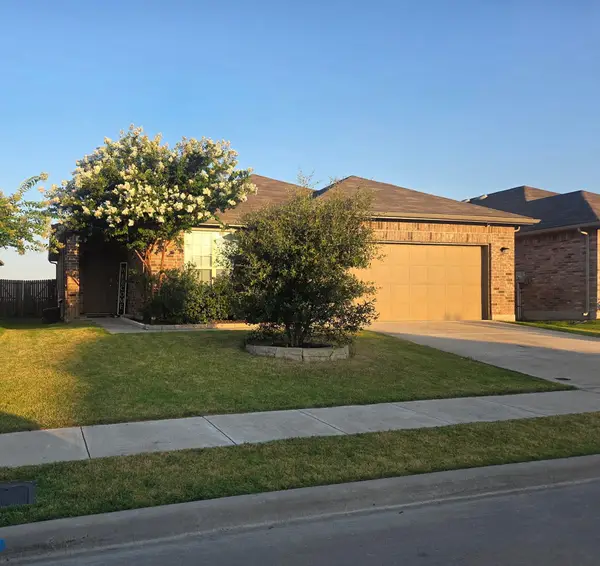 1036 Stanridge Lane, Van Alstyne, TX 75495