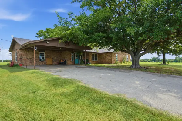 270 County Road 425, De Leon, TX 76444