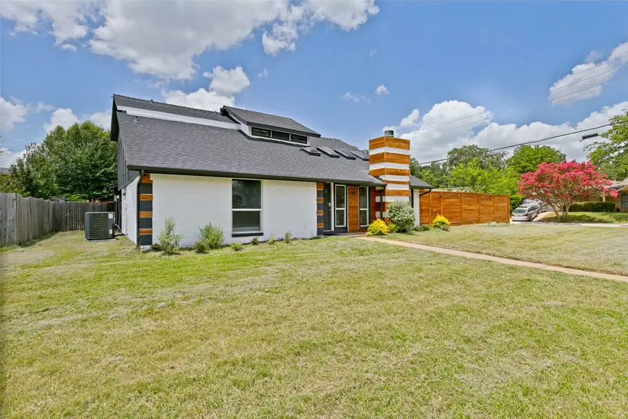 1302 Westwood Drive, Lewisville, TX 75067 - #2