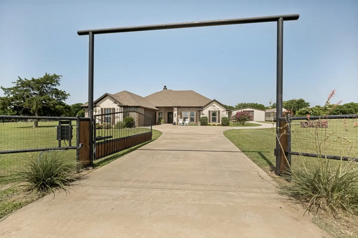 10485 Indian Trail, Sanger, TX 76266 - #1