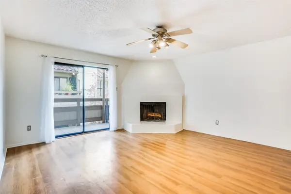 7640 W Greenway Boulevard #6B, Dallas, TX 75209