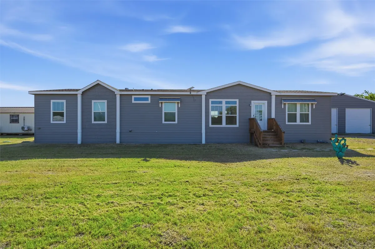 404 Hcr 3258, Mount Calm, TX 76673 - #1