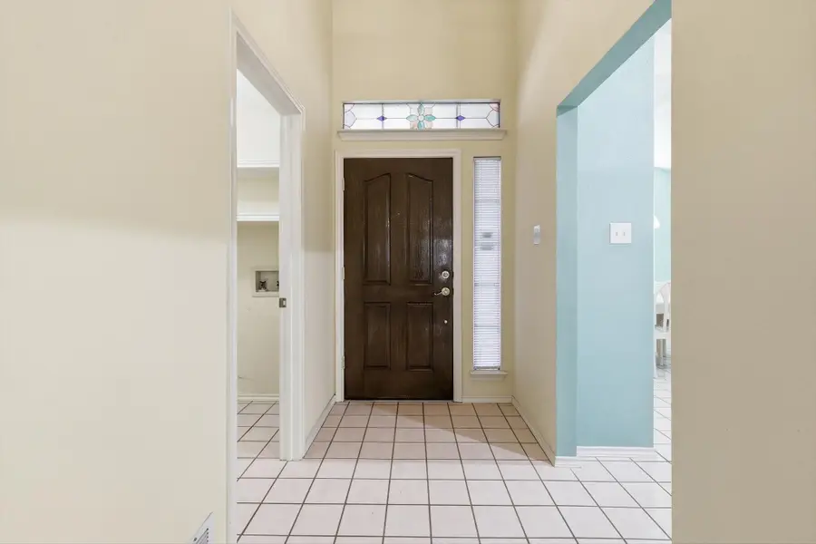 2703 Old English Court, Euless, TX 76039 - #2