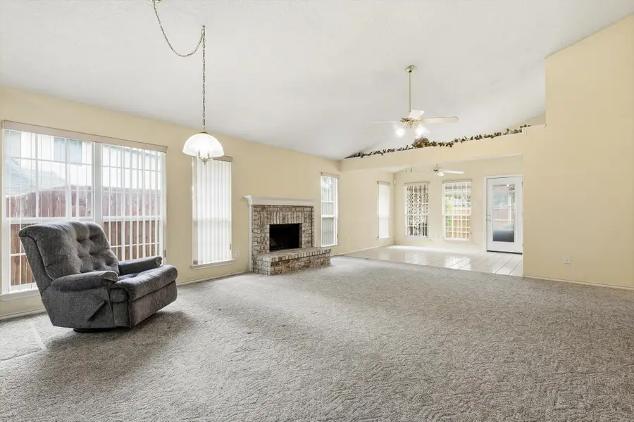 2703 Old English Court, Euless, TX 76039 - #3