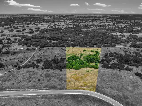 254 Yellowstone Drive, Oglesby, TX 76561