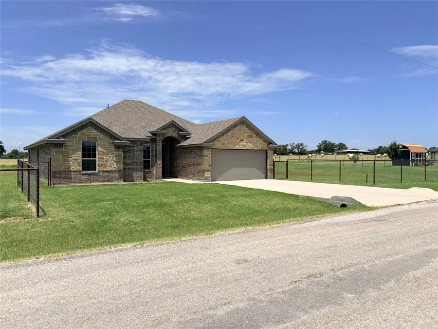 109 Cool Meadows Court, Millsap, TX 76066 - #3