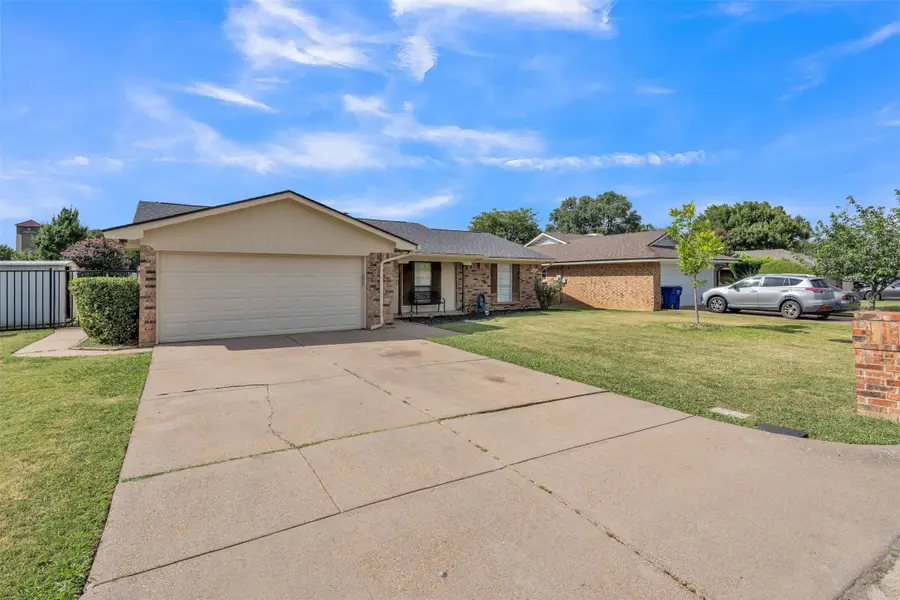 735 Danvers Lane, Mansfield, TX 76063 - #3