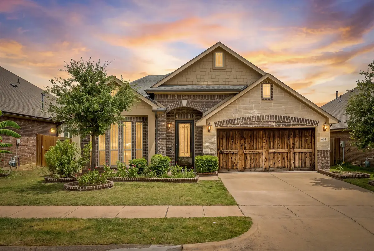 603 E Alexander Lane, Euless, TX 76040 - #1