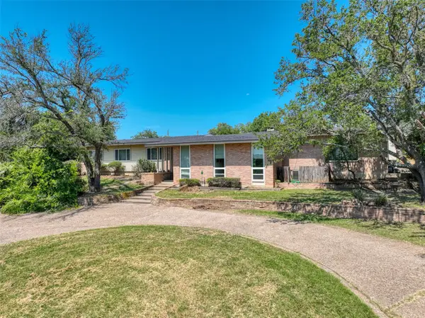 610 W Park Avenue, Weatherford, TX 76086