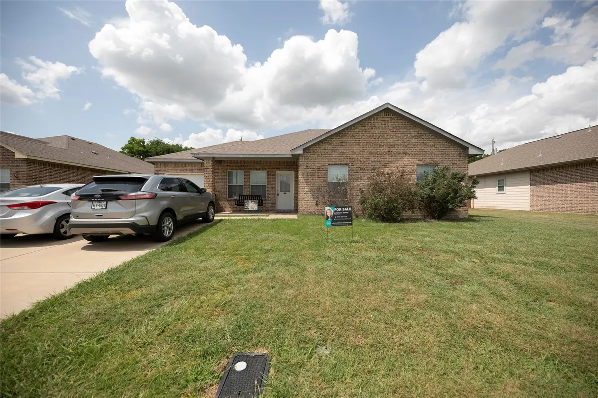 4806 Jefferson Street, Greenville, TX 75401 - #1