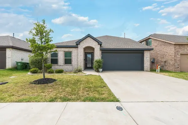 1157 Country Glen Drive, Godley, TX 76044