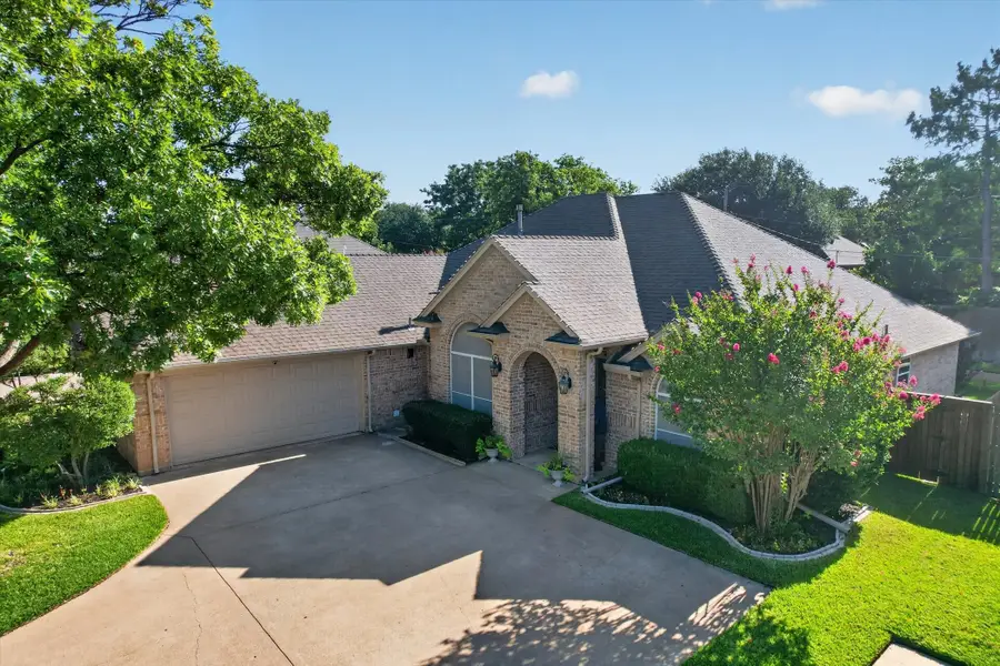 7312 Cottonwood Court, North Richland Hills, TX 76182 - #2