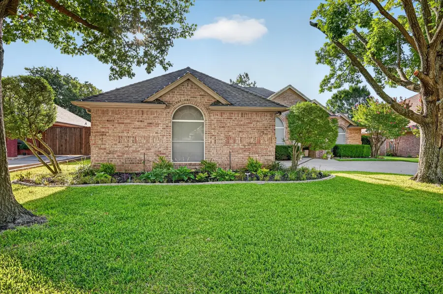 7312 Cottonwood Court, North Richland Hills, TX 76182 - #3