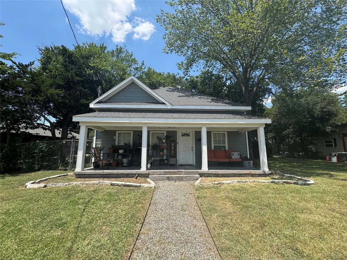 217 E Kimbrough Street, Mesquite, TX 75149 - #1