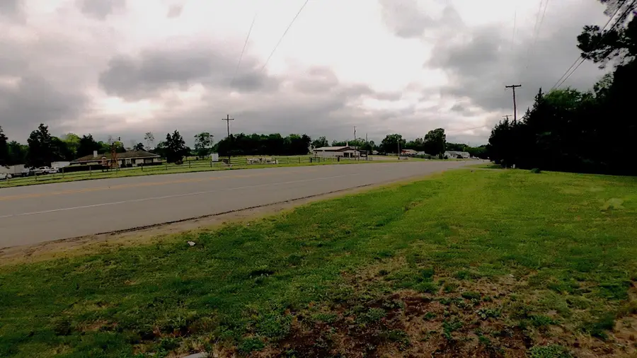 1520 W Hwy 67 Street, Mount Pleasant, TX 75455 - #2