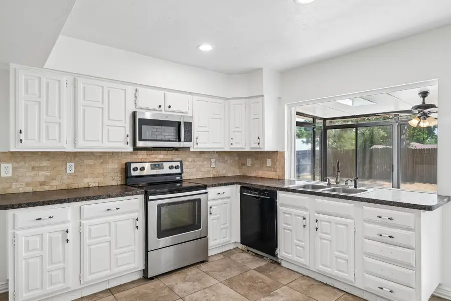4010 Rushview Drive, Arlington, TX 76016 - #2