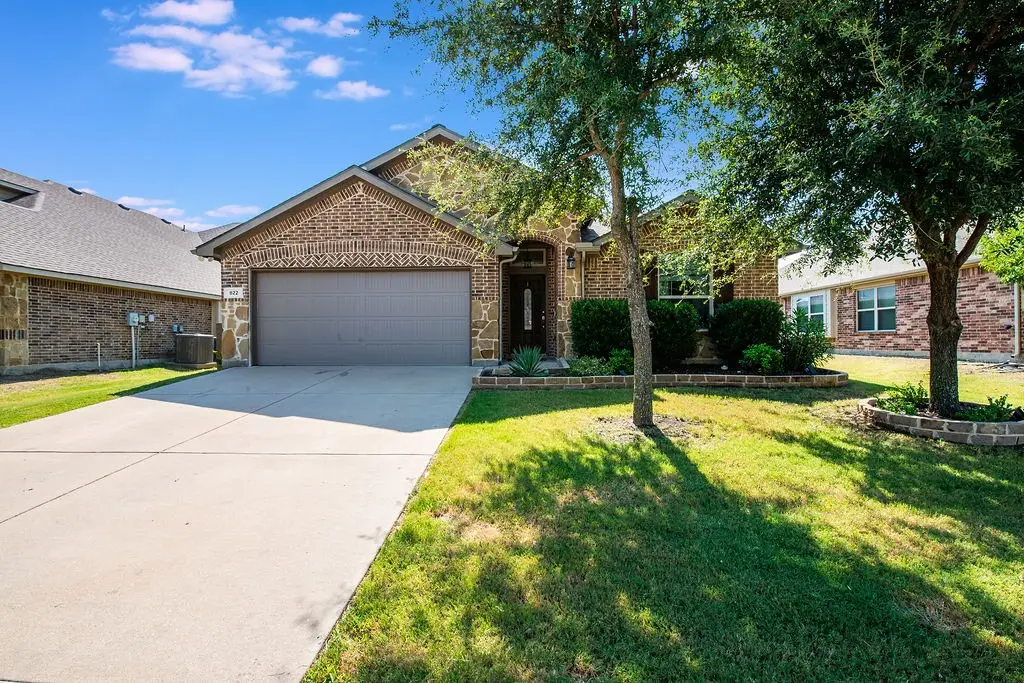 822 Graham Drive, Burleson, TX 76028 - #1