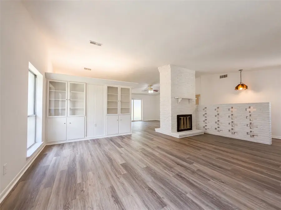 2111 Royal Oaks Drive, Irving, TX 75060 - #2