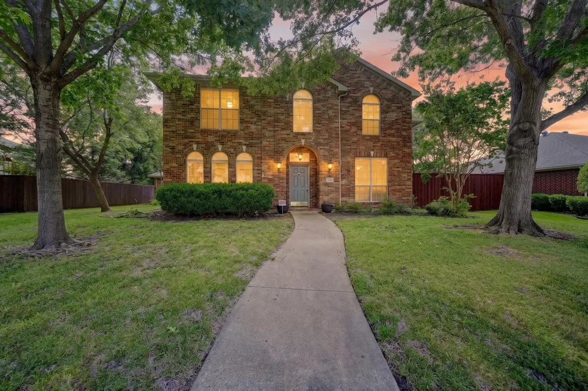905 Hampstead Drive, Mesquite, TX 75181 - #1