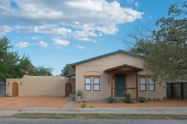 205 W Lincoln Street, Marfa, TX 79843